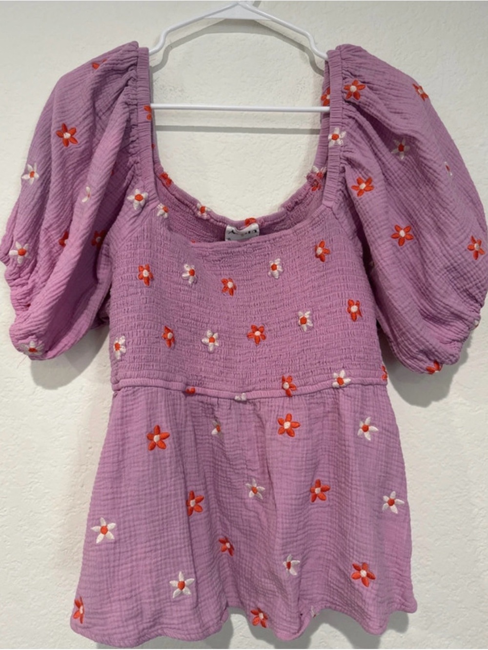 Arula embroidered puff sleeve top